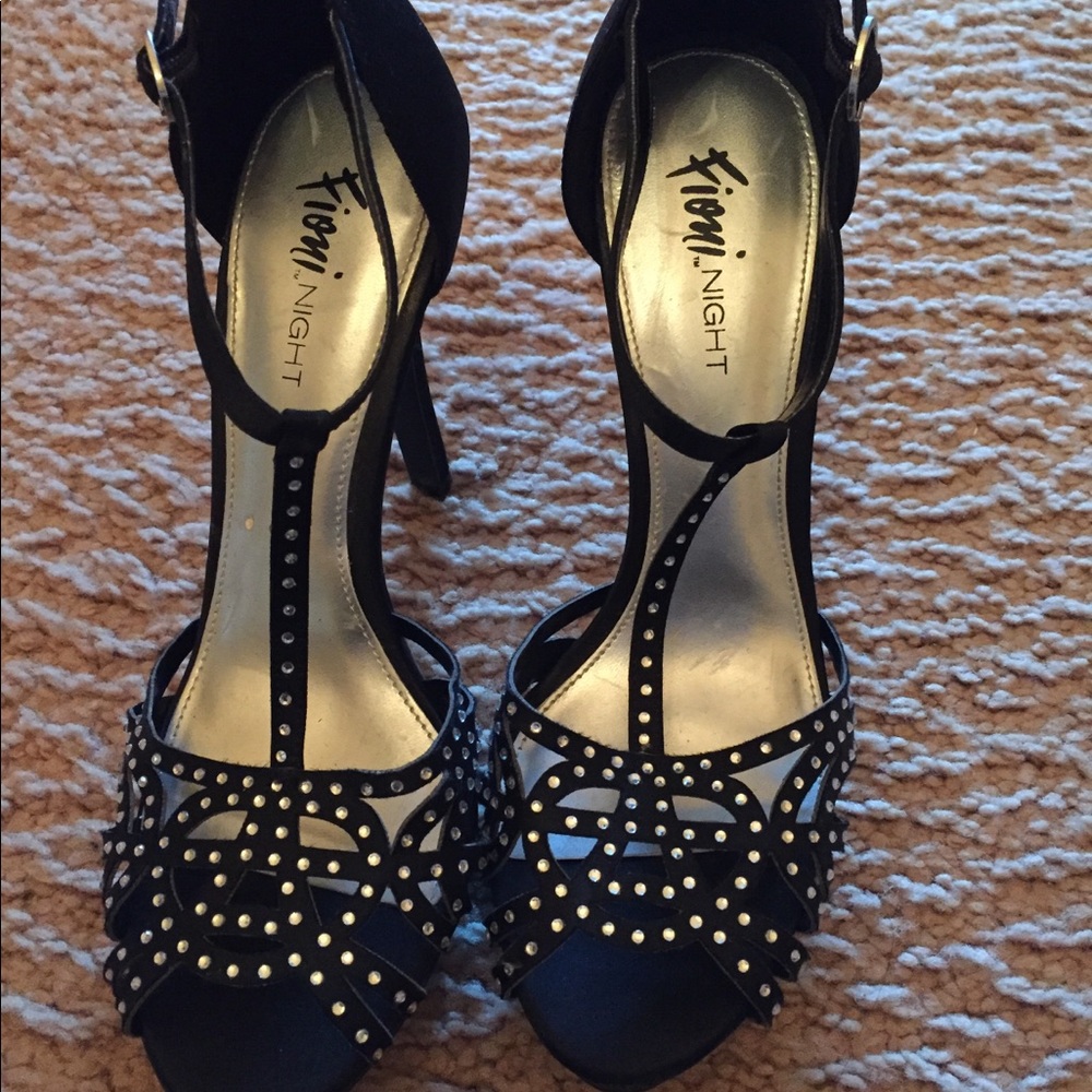 Black evening heels